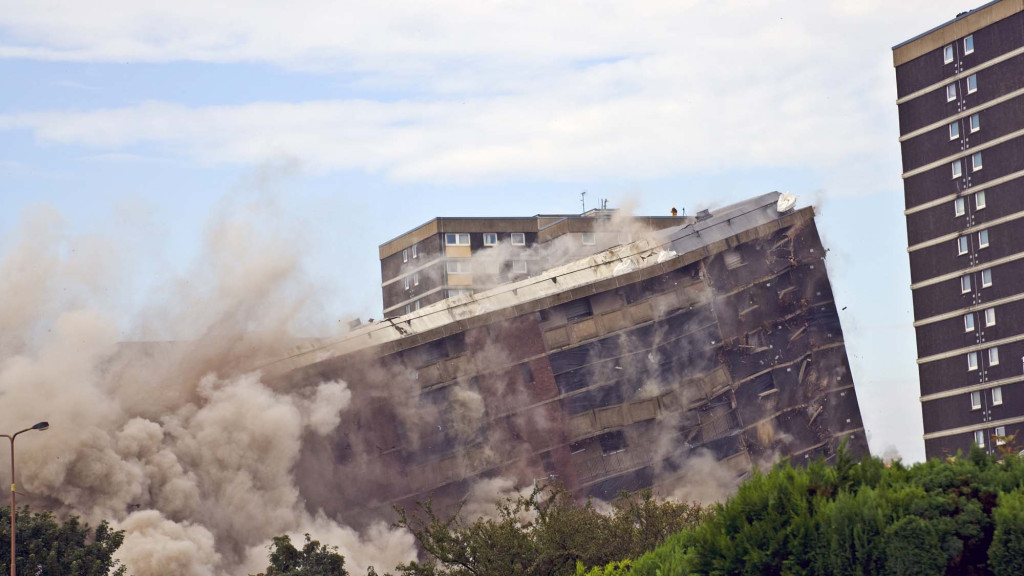 Building Blast 3 of 4 Vibration Monitoring Course and Analysis Training